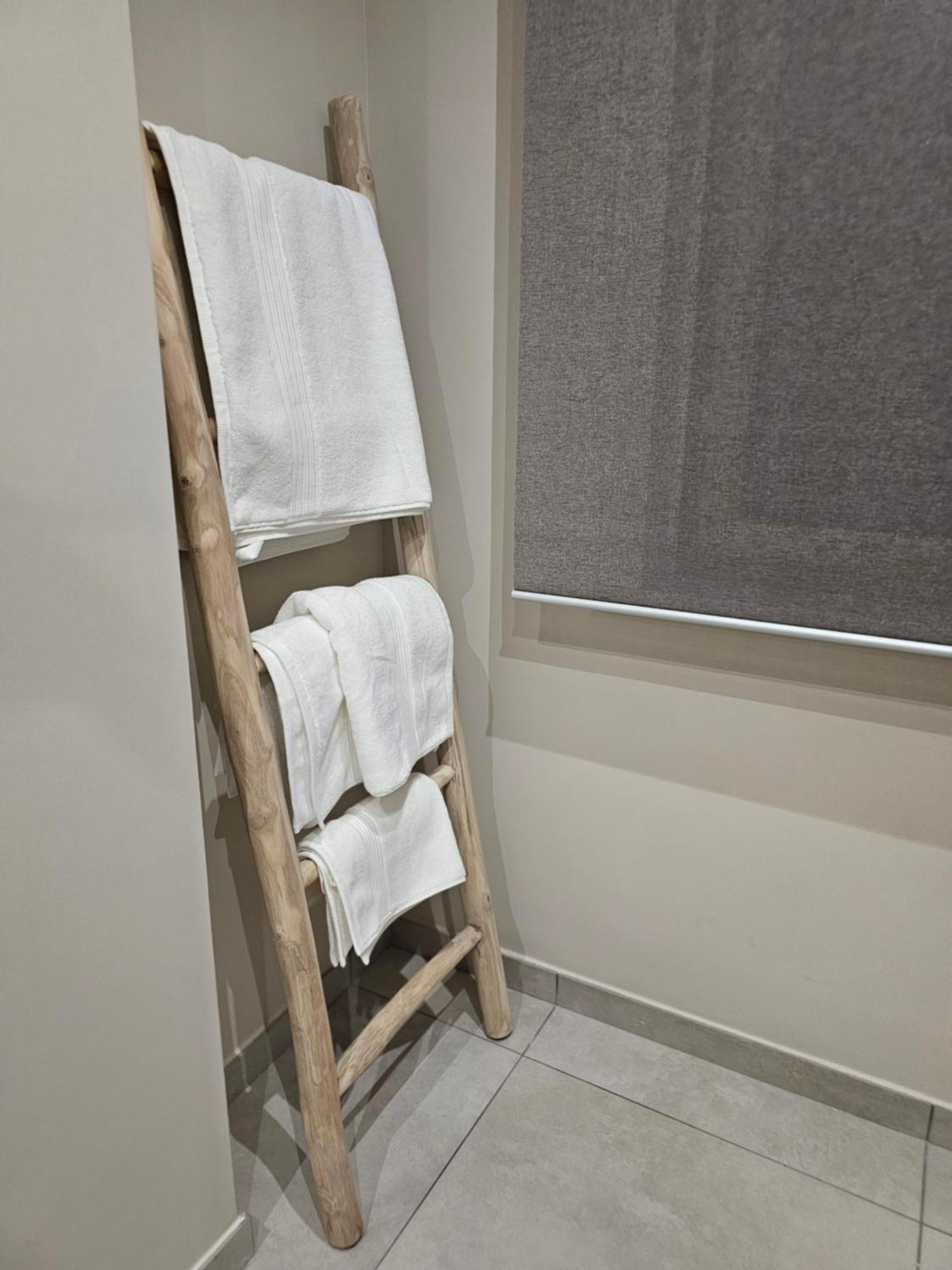 Santrid Suites Catania Bagian luar foto